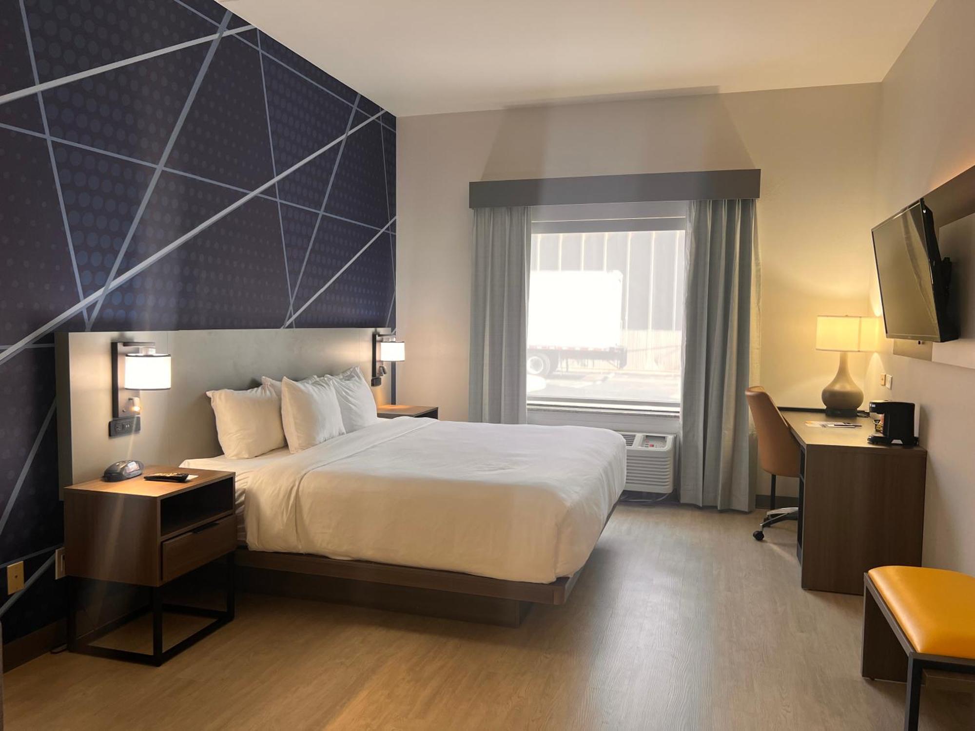 คอมฟอร์ต สวีท แอร์พอร์ต Hotel ลุยส์วิลล์ ภายนอก รูปภาพ