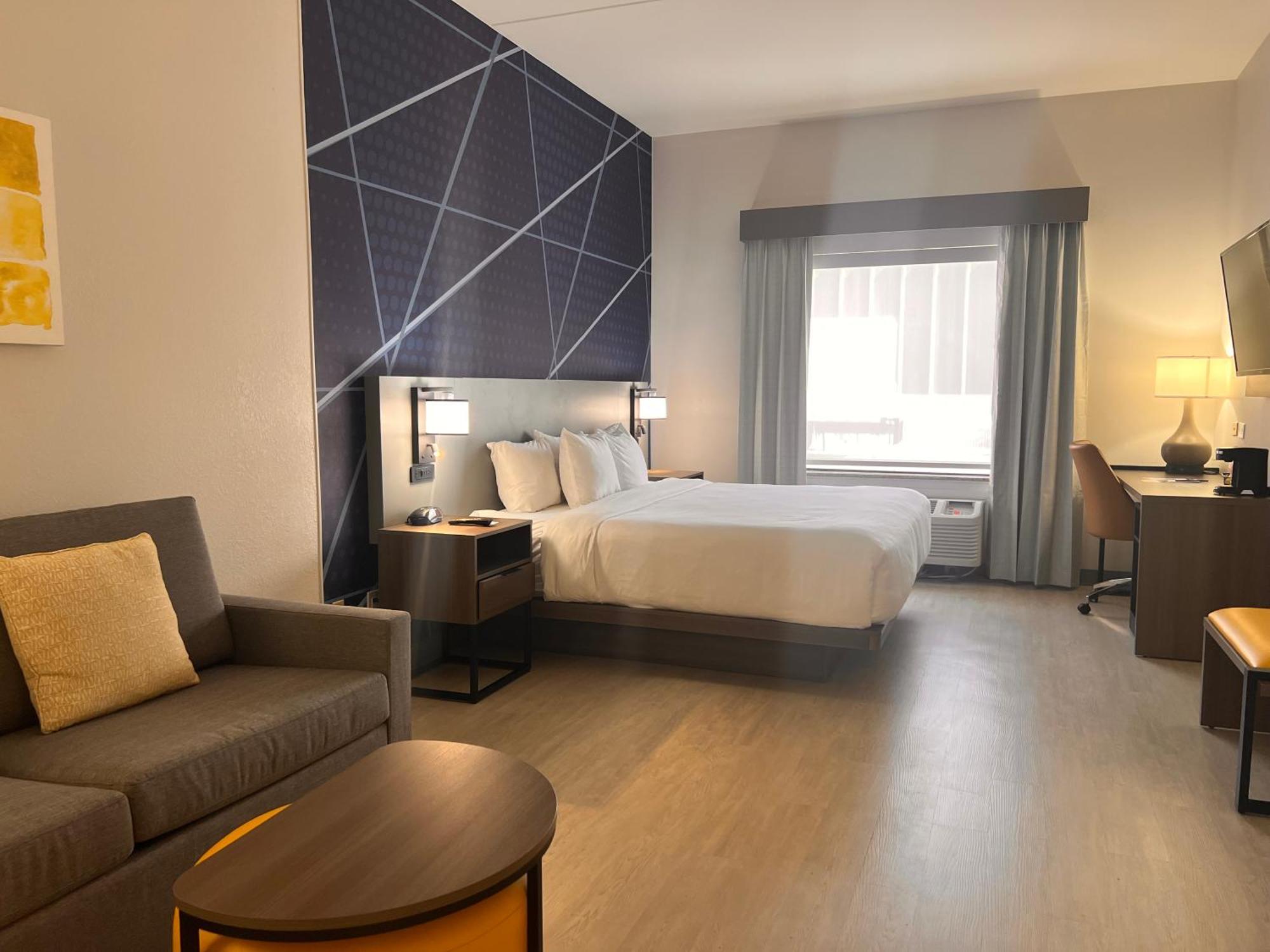 คอมฟอร์ต สวีท แอร์พอร์ต Hotel ลุยส์วิลล์ ภายนอก รูปภาพ