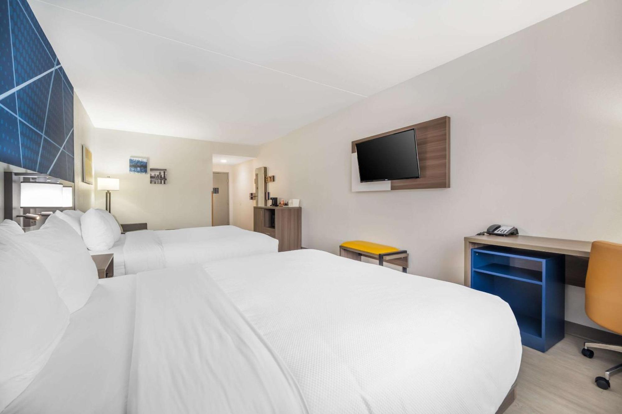 คอมฟอร์ต สวีท แอร์พอร์ต Hotel ลุยส์วิลล์ ภายนอก รูปภาพ
